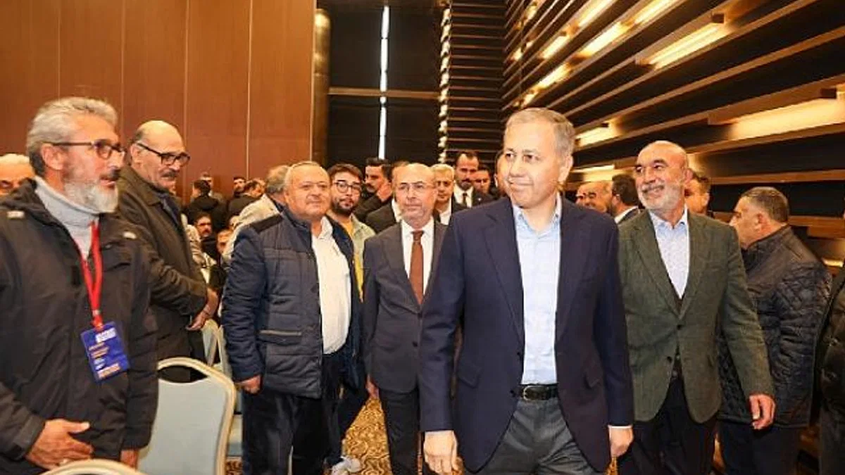 Ak Parti Selçuklu Teşkilatı’nın 8.Olağan Kongresine İçişleri Bakanı Ali Yerlikaya katıldı