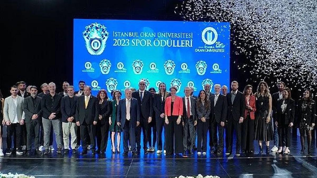 Eczacıbaşı Dynavit, “Yılın Kadın Spor Takımı” seçildi