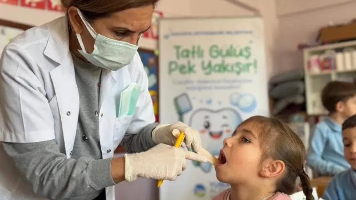 Sakarya’da miniklere ağız ve diş sağlığı taramaları devam ediyor