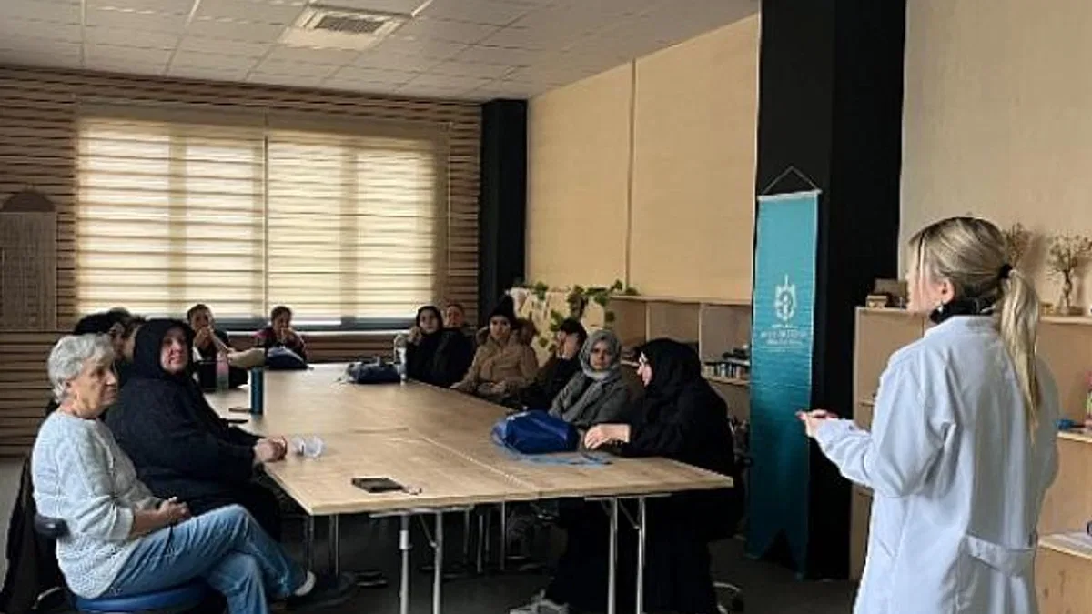 Anne Şehir Merkezi’nde akran zorbalığı eğitimi