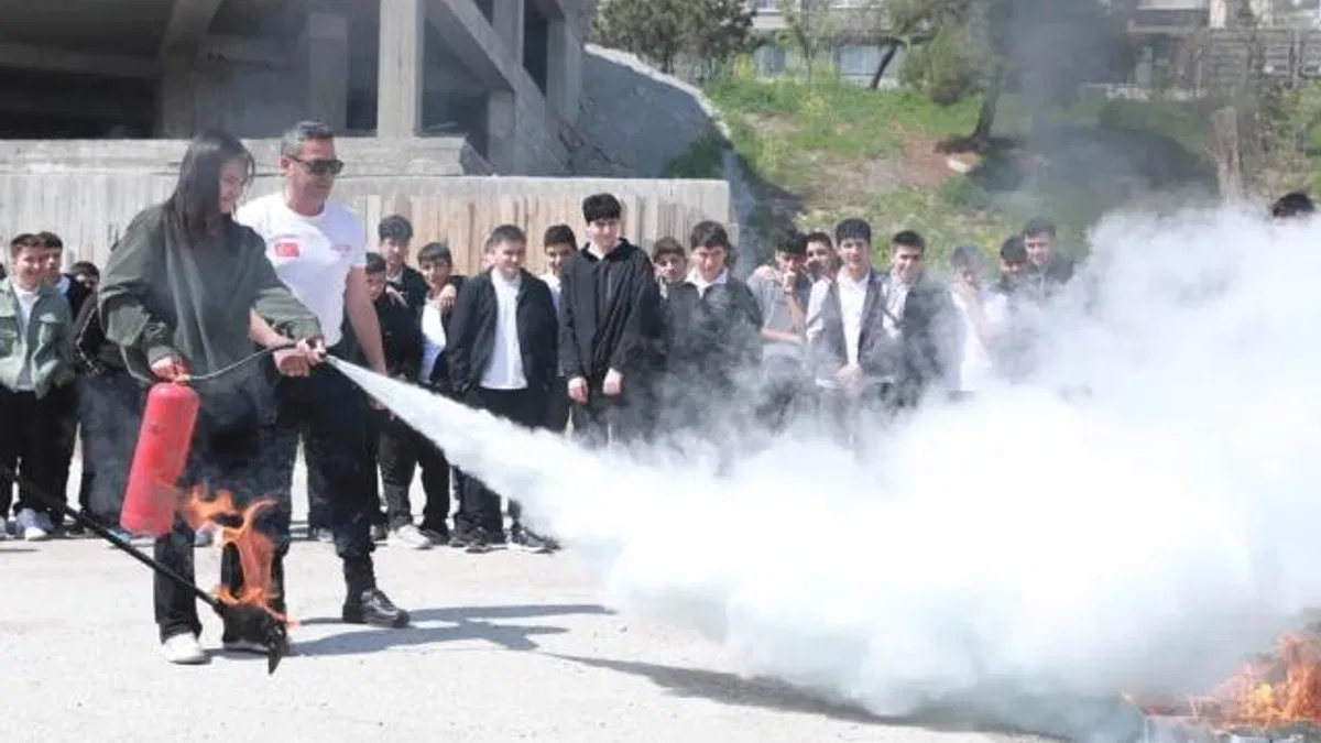 Ankara Keçiören’de gençlere afet bilinci