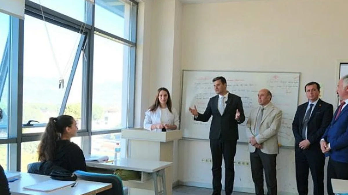 Zeyrek, “2024’te 7 bin 500 öğrencimizi lise ve üniversiteye hazırladık”
