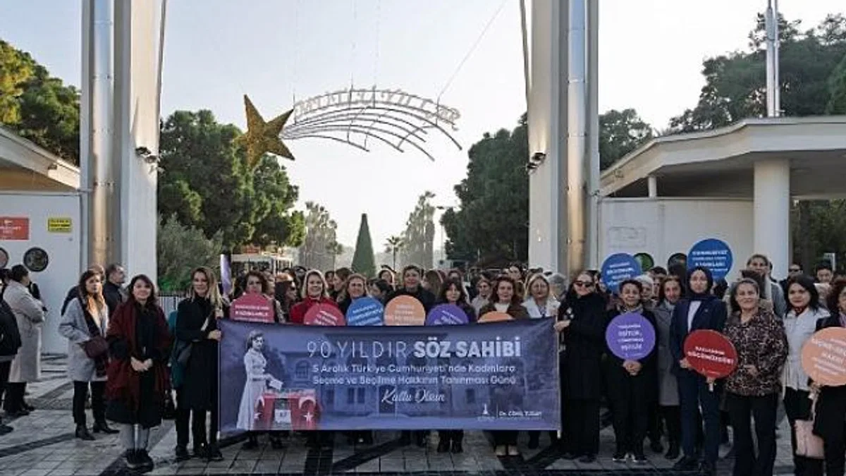 İzmir’in “seçilmiş kadınları” sahada