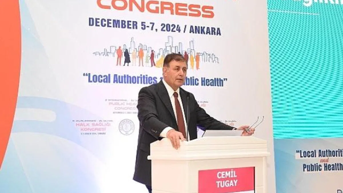 Başkan Tugay, Ulusal Halk Sağlığı Kongresi’nde konuştu “Sağlıklı şehir bir sonuç değil, bir süreç ve bir yöntemdir”