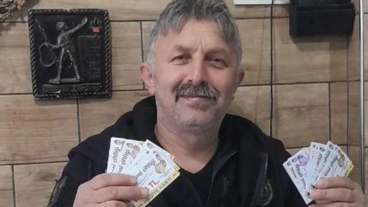 Mudanya’da Şükrü Çavuş Muhtarı iyiliğe köprü oluyor