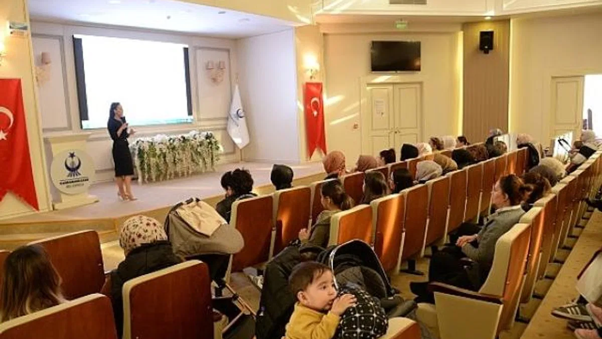 Ebeveynlere Çocuk Gelişimi Semineri