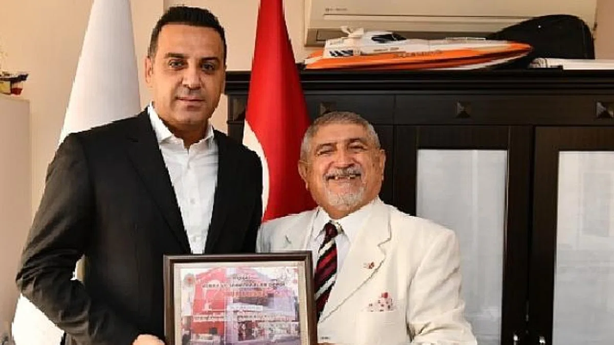 Başkan Yıldız’dan Esnaf Odasına Ziyaret