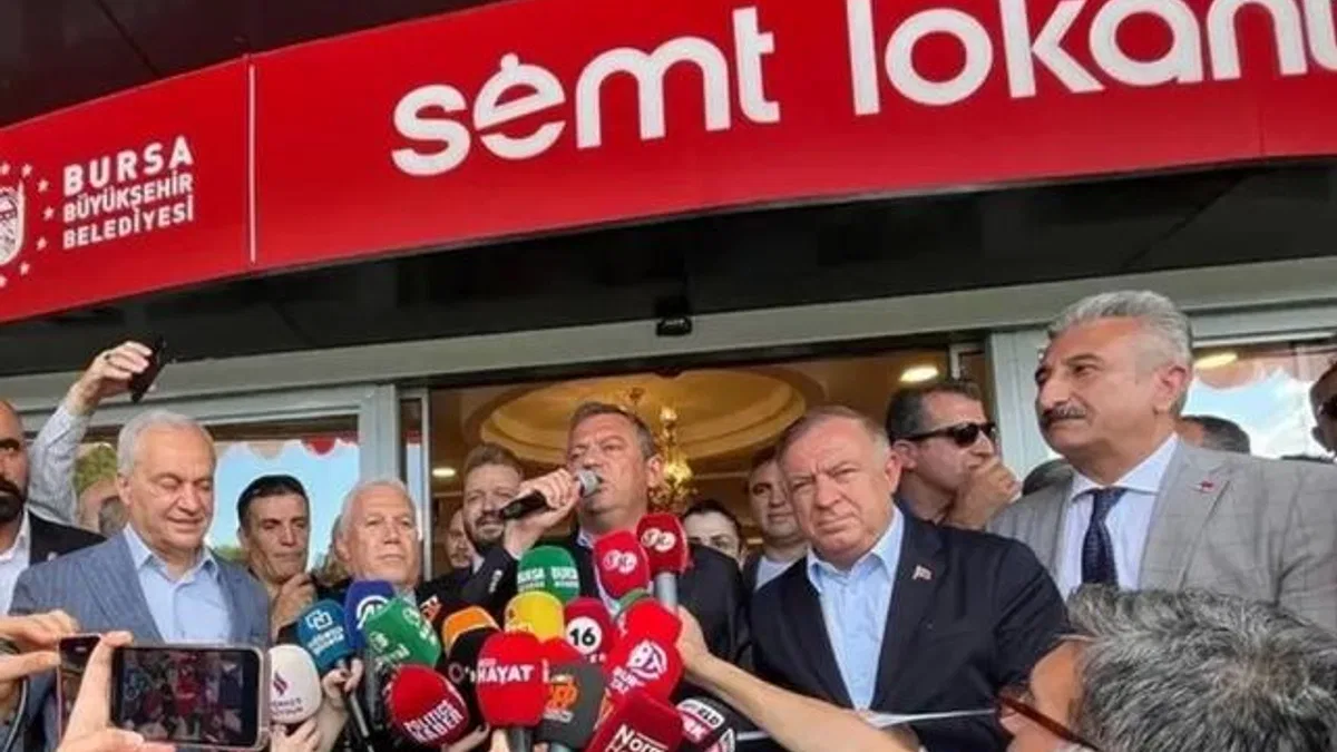 Bursa’nın ilk semt lokantası Özgür Özel’in katılımıyla açıldı