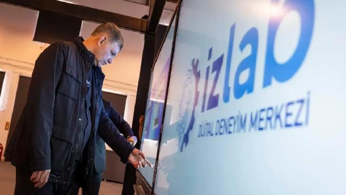 İzmir dijitalde vites yükseltti
