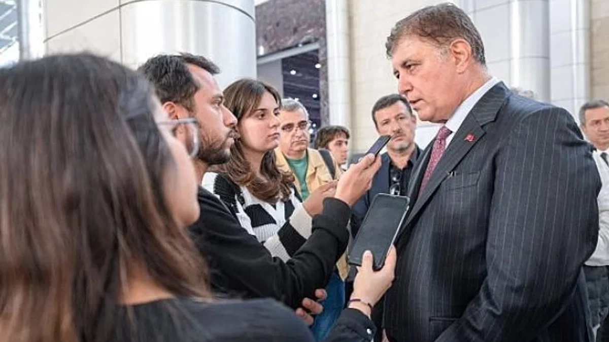 Başkan Tugay’dan Körfez açıklaması: Zahmet olacak ama İzmir Körfezi’ne müdahale etsinler’