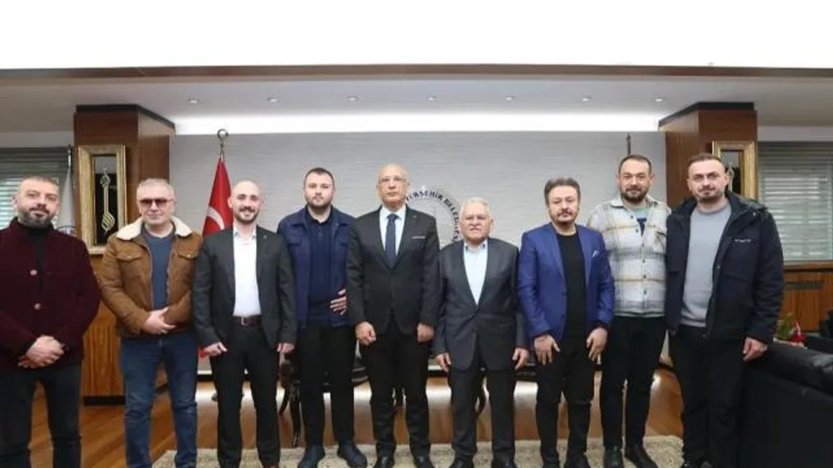 Memduh Büyükkılıç’a ziyaretçi akını
