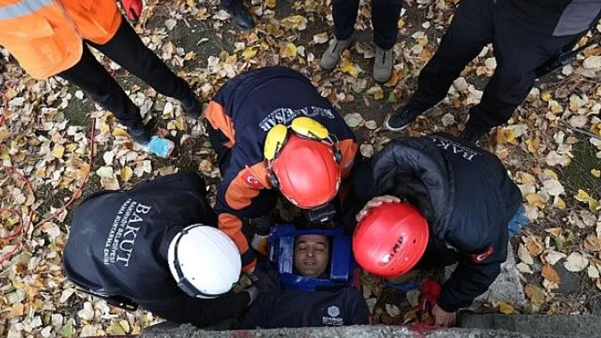 Bakırköy Belediyesi Afete Hazırlık Günü’nde Tatbikat Gerçekleştirdi