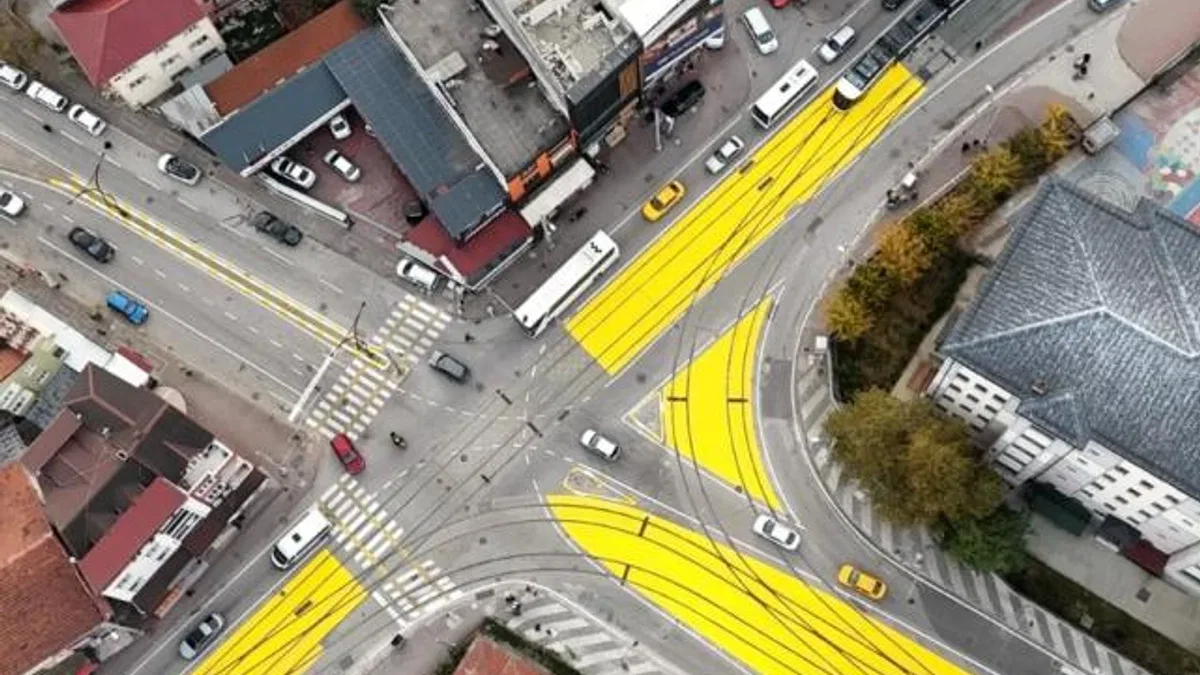 Kocaeli’nde tramvay hattında yaya güvenlik çalışması