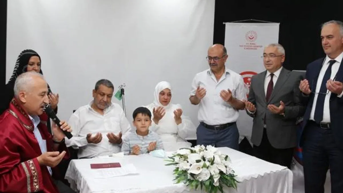 Bursa’da hastanede duygusal nikah