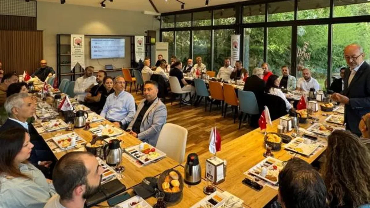 BİSİAD üyeleri geleneksel kahvaltı programında buluştu