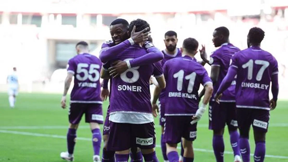 Reeder Samsunspor 3-2 Adana Demirspor (Maç Sonucu) Samsun evinde hata yapmadı!