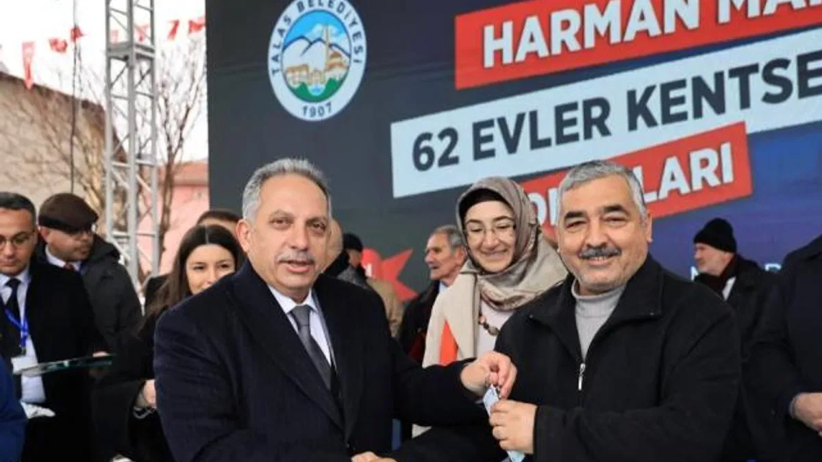 Kayseri Talas’ta kentsel dönüşüm tam gaz sürüyor