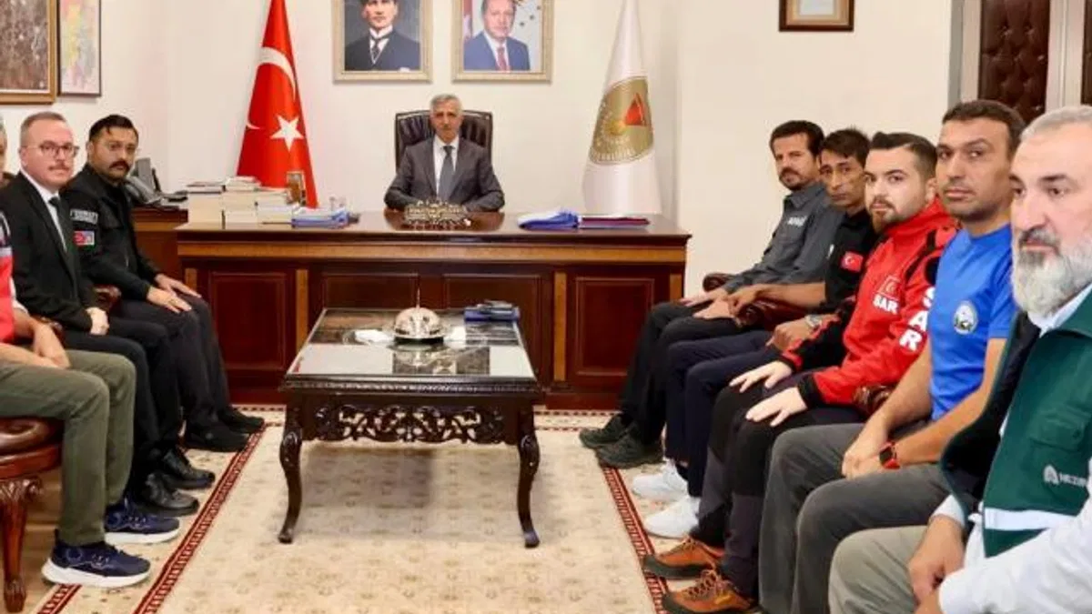 Kahramanmaraş Afet ve Acil Durum Platformu’ndan Vali Ünlüer’e ziyaret