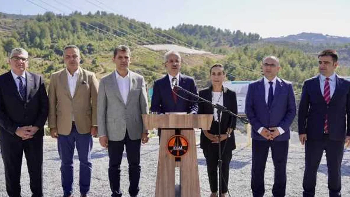 Bakan Uraloğlu: ‘Instagram kanunlara uyarsa erişim yasağı kalkacak’
