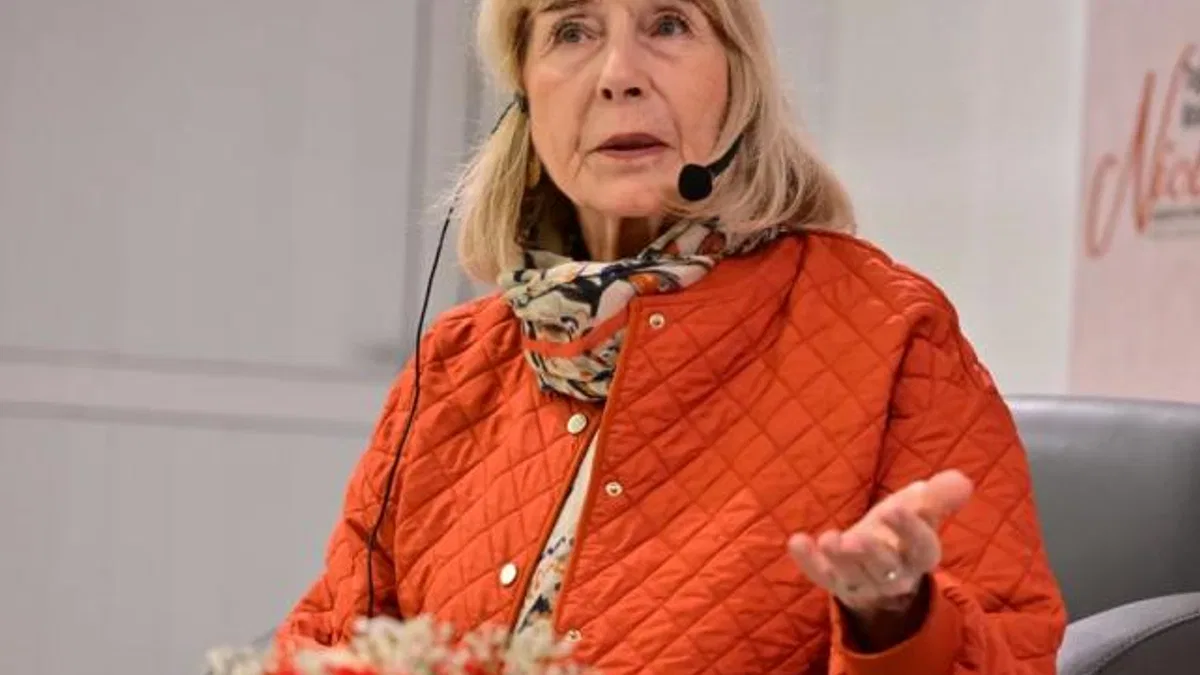 Ayşe Kulin, Manisalılarla buluştu