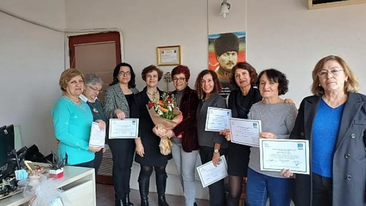 Narlıdere Belediyesi tarafından düzenlenen ve 16 hafta sürecek olan Kadının İnsan Hakları Eğitim Programı (KİHEP) başlıyor.