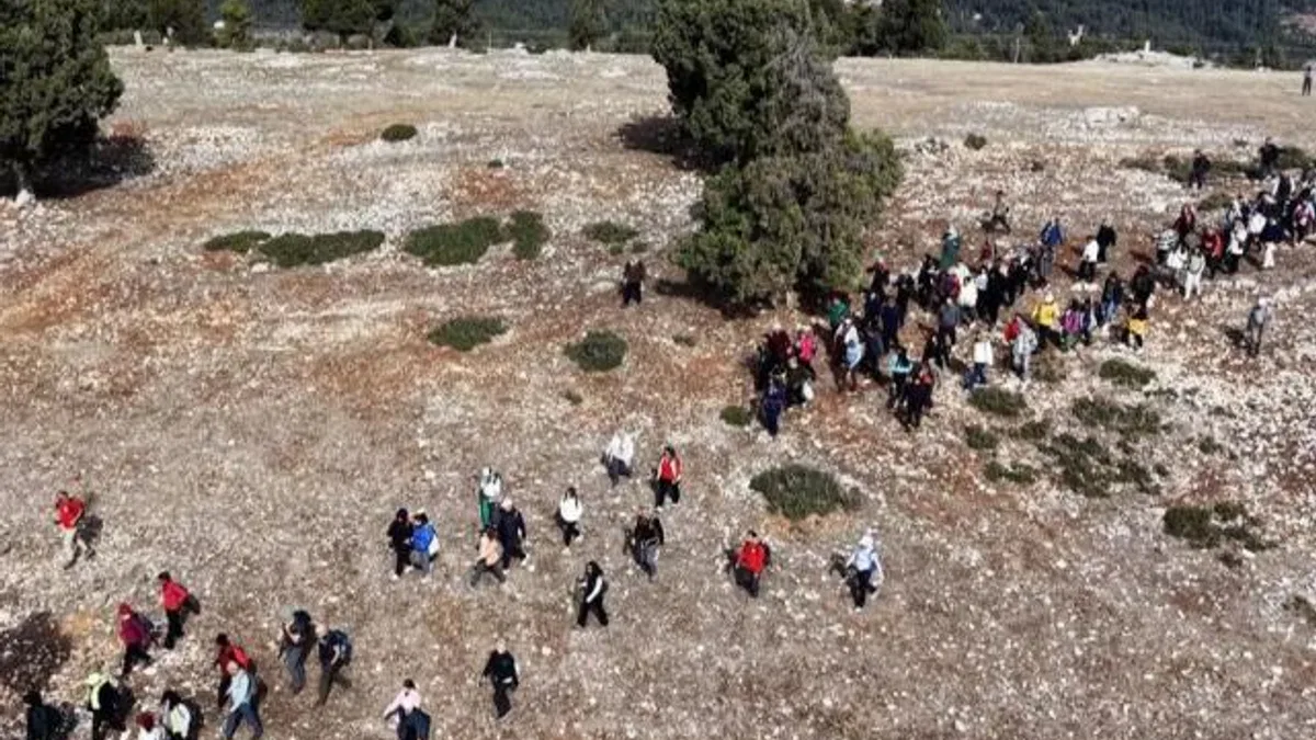 Mersin’de tarihi kilikya yolu yürüyüşüne yoğun ilgi