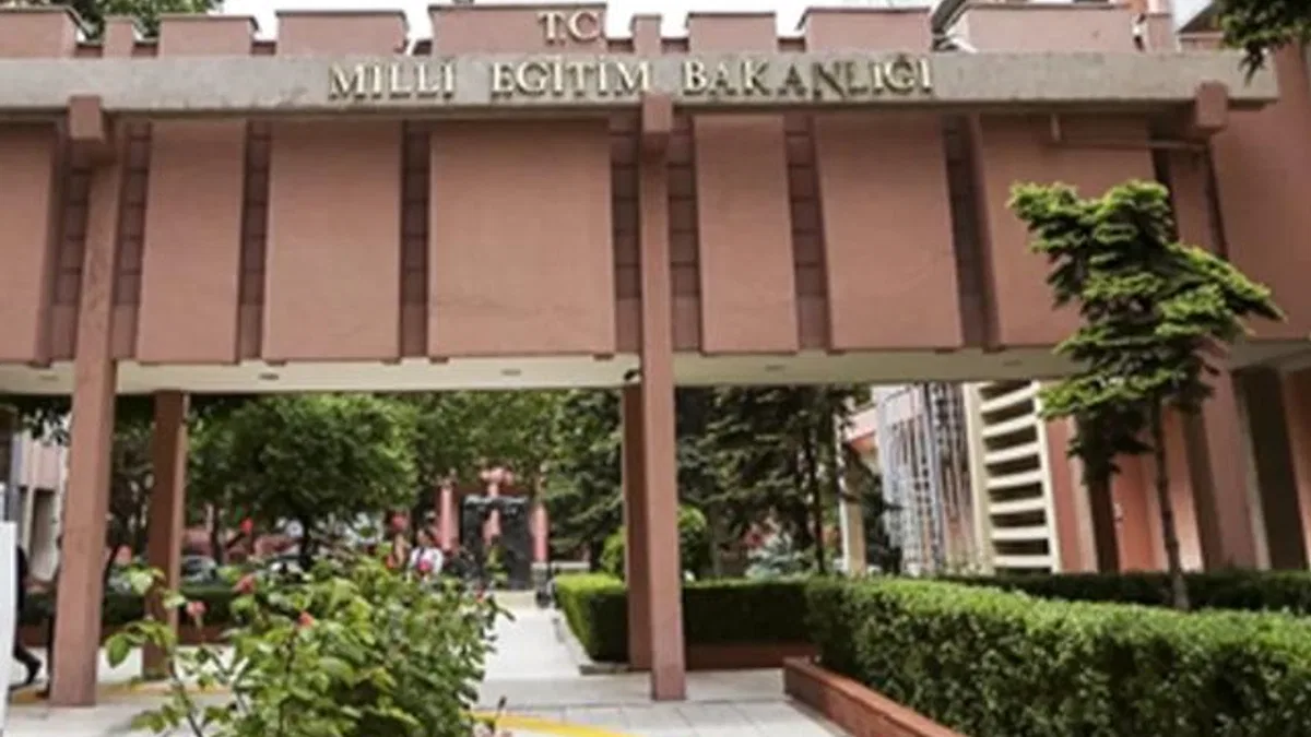 MEB’den ‘özel program uygulayan okullara öğrenci seçimi’ haberlerine yalanlama