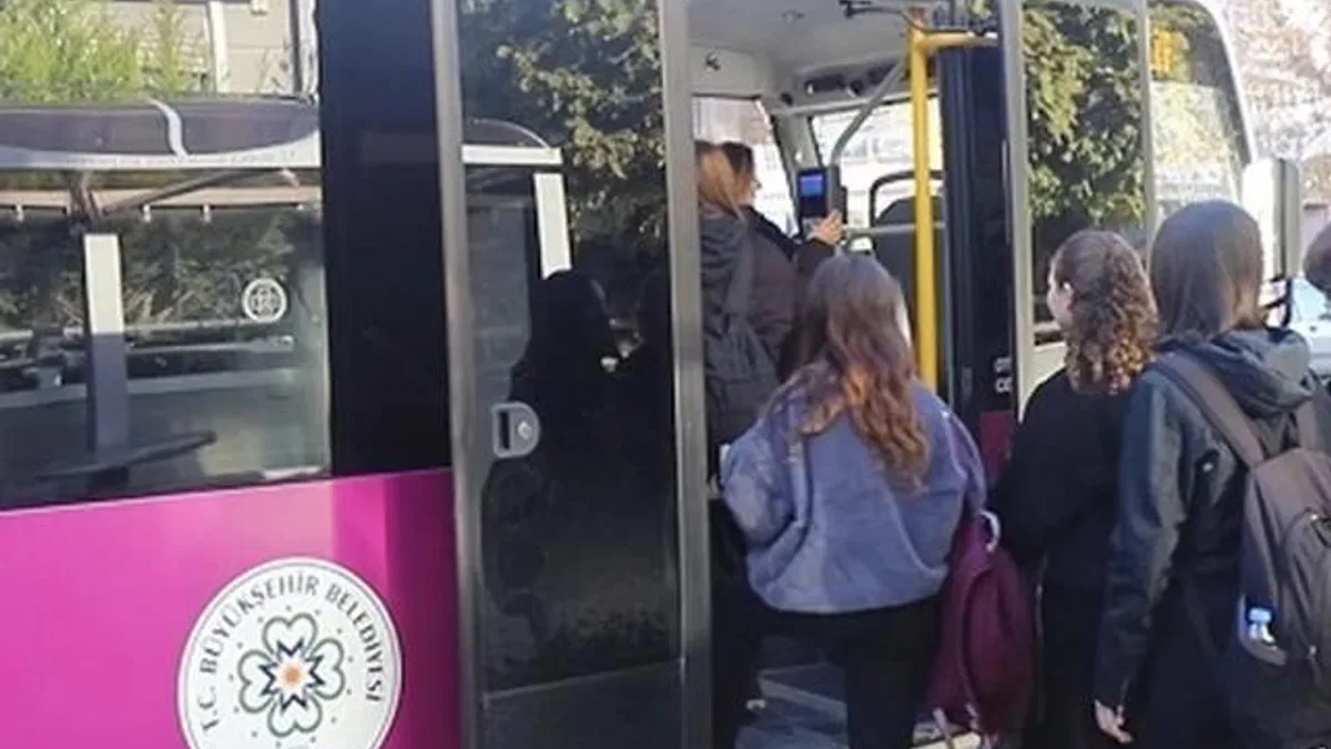 Muğla Büyükşehir’den ‘mor otobüsü’ atağı