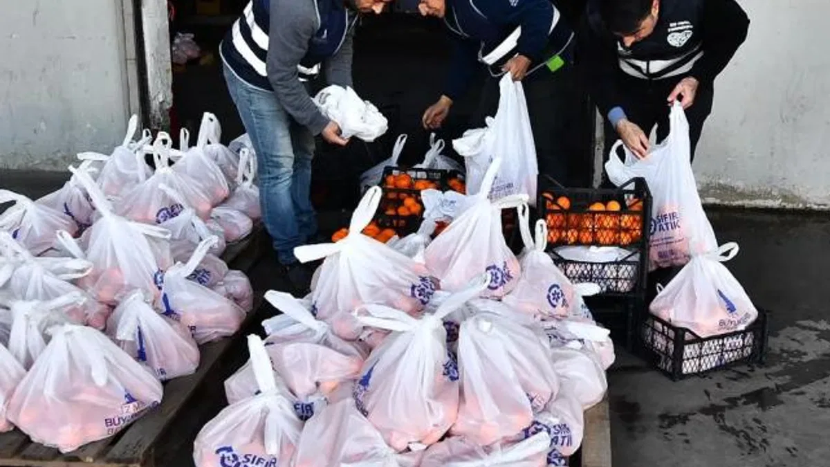 5 ton mandalina örnek iş birliği ile dağıtılıyor