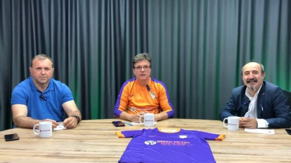 Bursa futbolu nereye koşuyor?