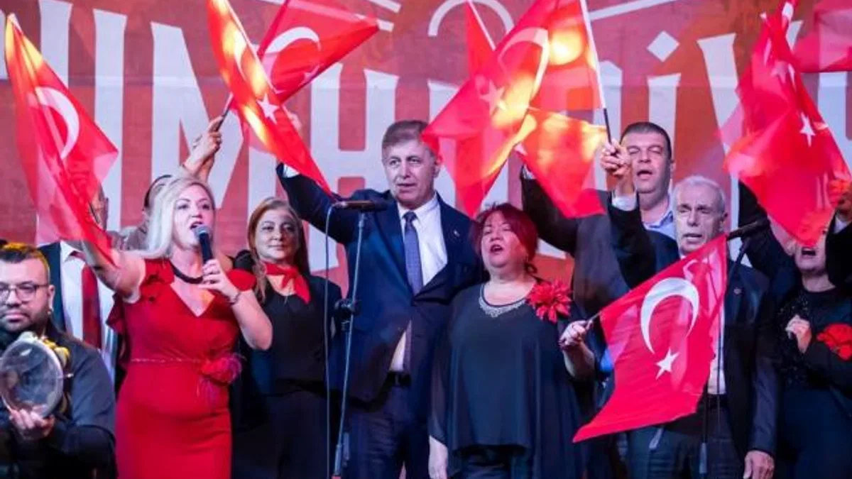 Başkan Tugay: İzmir Cumhuriyetin kuruluşunun kentidir