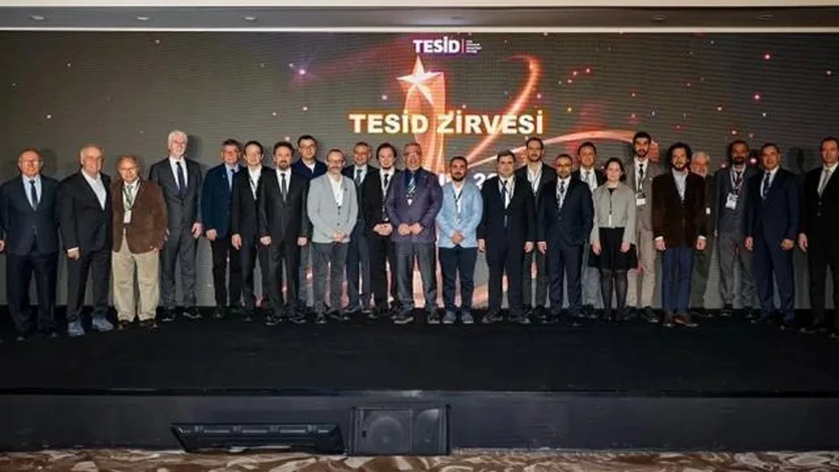 TESİD zirvesinde elektronik sektörünü buluşturdu