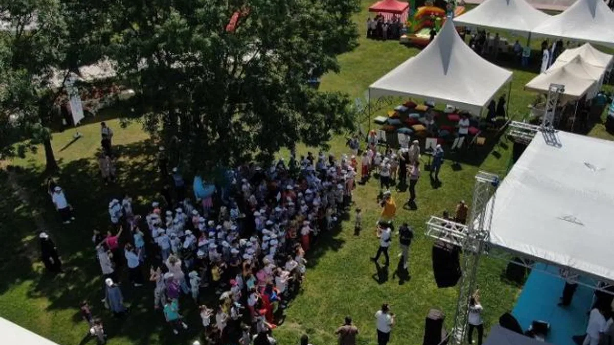 Çocuklar Büyükşehir’in çevre şenliğinde yaza ‘merhaba’ dedi