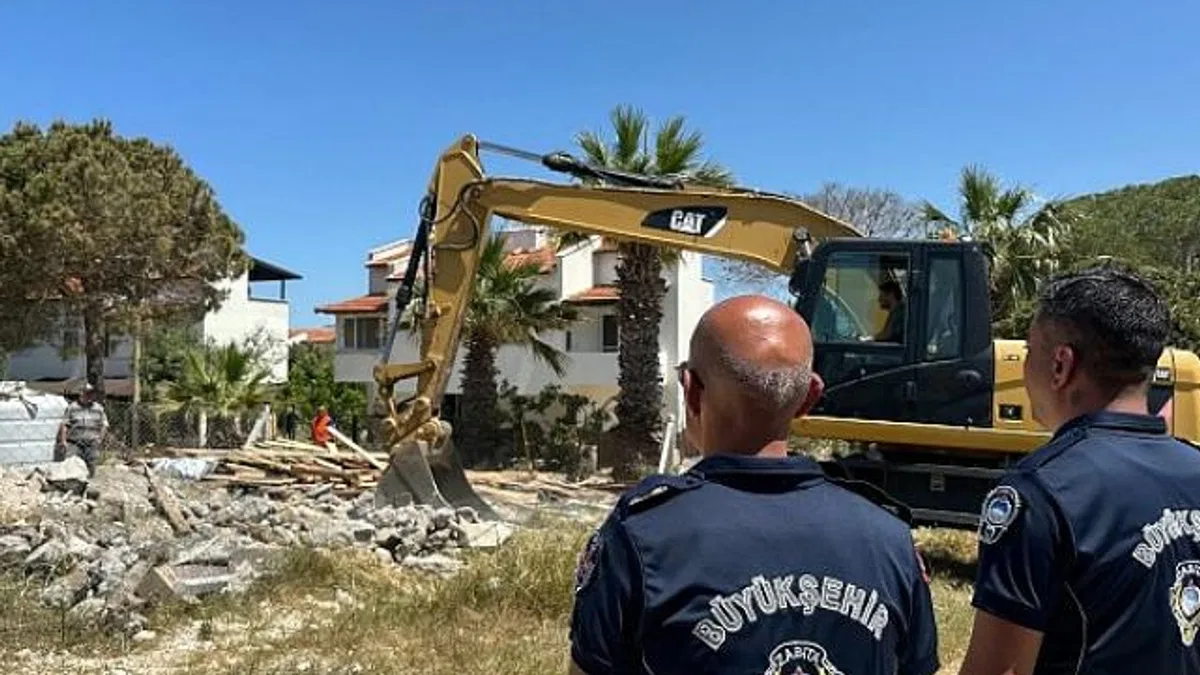 İzmir Büyükşehir Belediyesi kaçak yapılaşmaya izin vermiyor