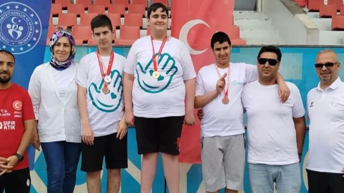 SOBE’nin Atletizm takımından tarihi başarı: 33 madalya!