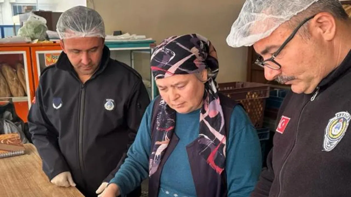 Antalya zabıtasından fırınlara sıkı denetim