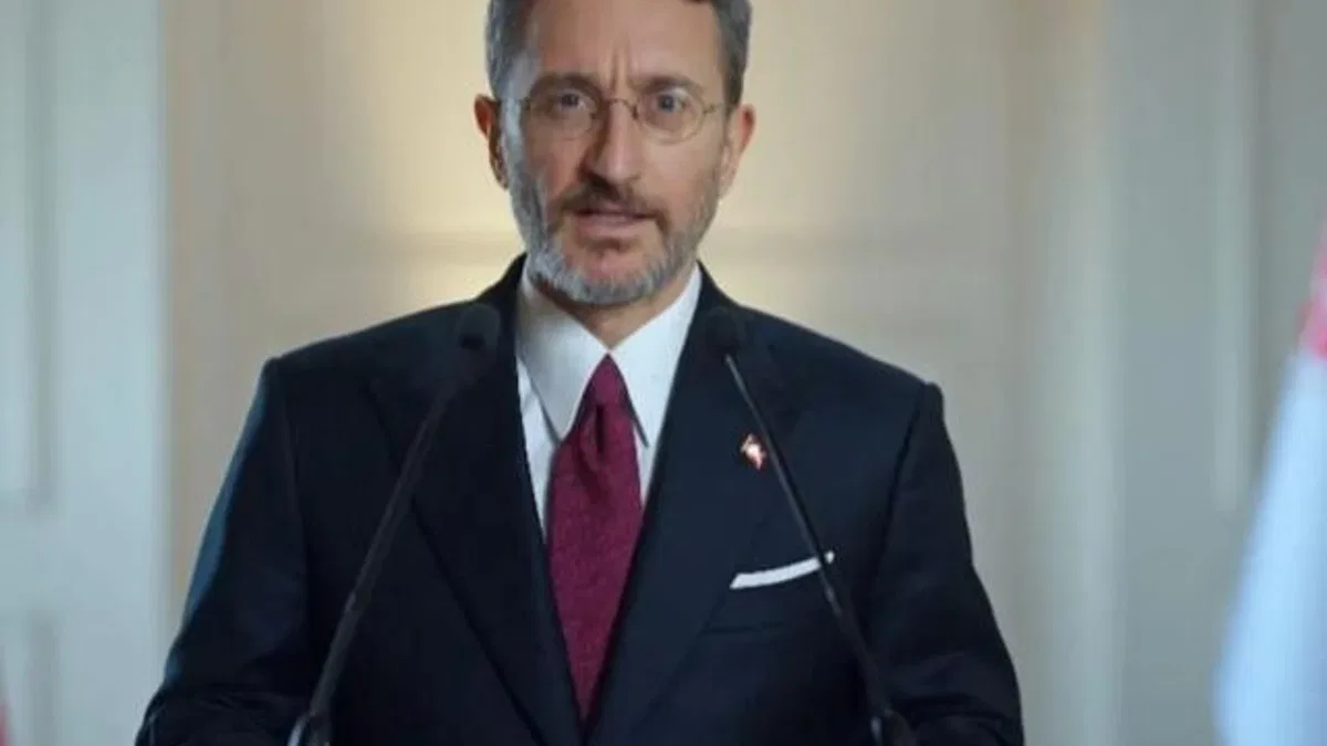 Fahrettin Altun: Faşist fikirler gurur duysun