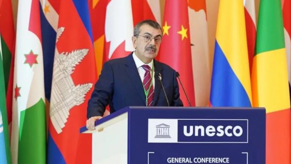 Bakan Tekin’den ‘Dünya Türk Dili Ailesi’ mesajı