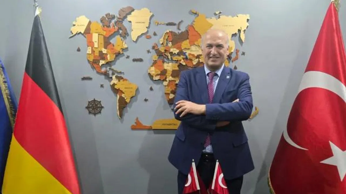 Gerontolog Dr. Kemal Aydın’a büyük onur