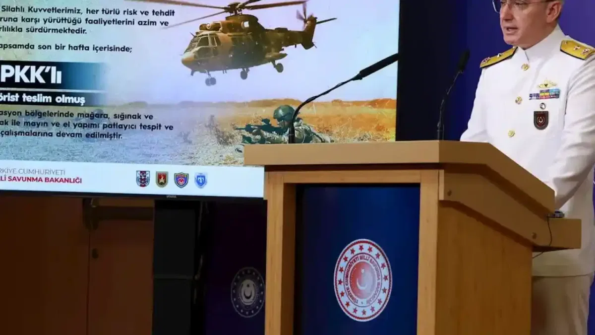 Teröristler teslim olmaya devam ediyor… Hudutlarda 490 kişi yakalandı