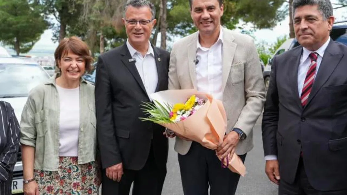 Manisa Alaşehir’de Başkan Zeyrek muhtarlarla buluştu