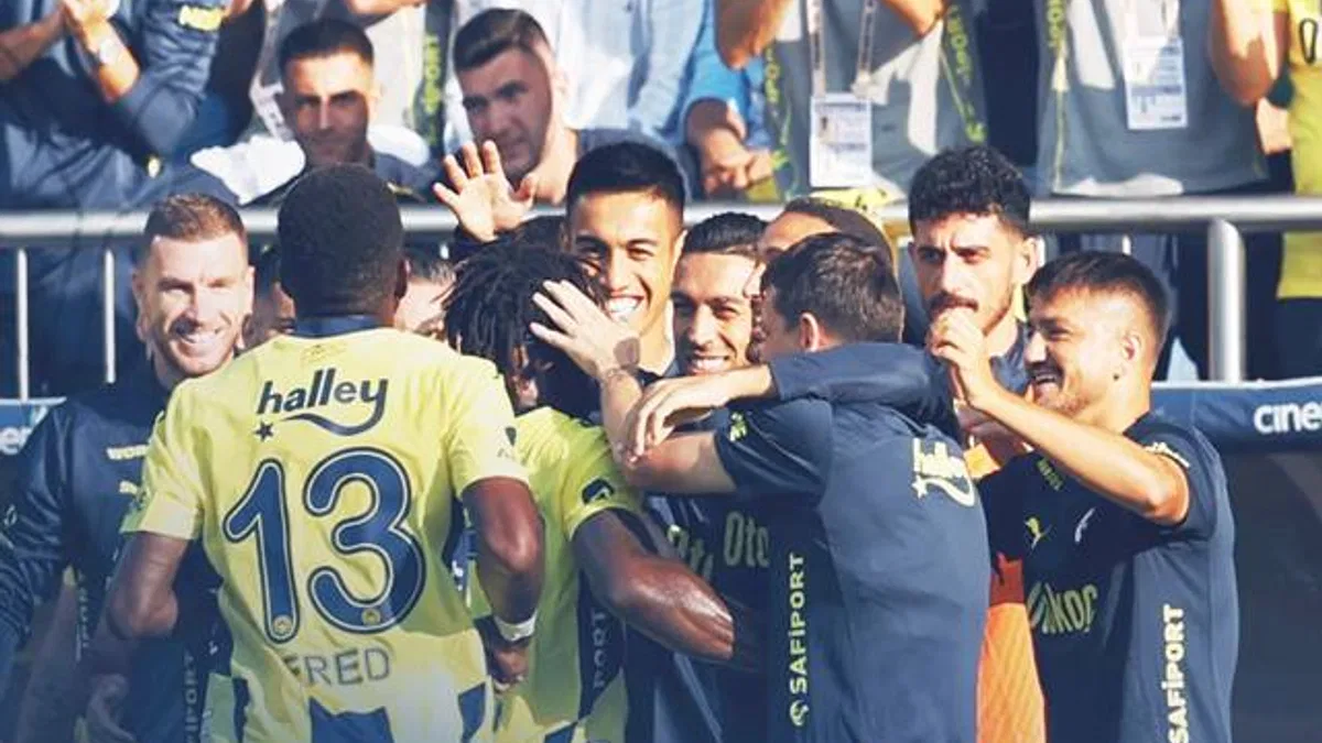 Kasımpaşa 0 – 2 Fenerbahçe (Maç Sonucu) Fener derbi öncesi hata yapmadı!