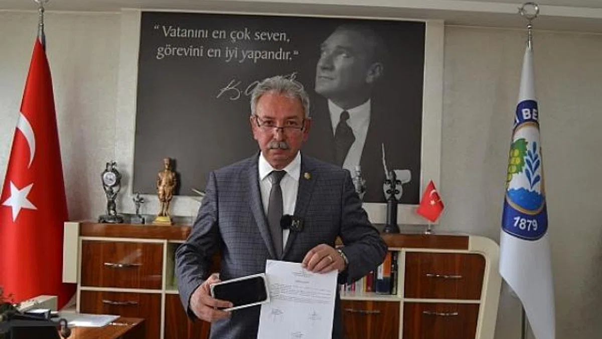 Özel kullanılan telefonun belediye bütçesinden alınması ve faturalarının aynı bütçeden ödenmesi etik midir?