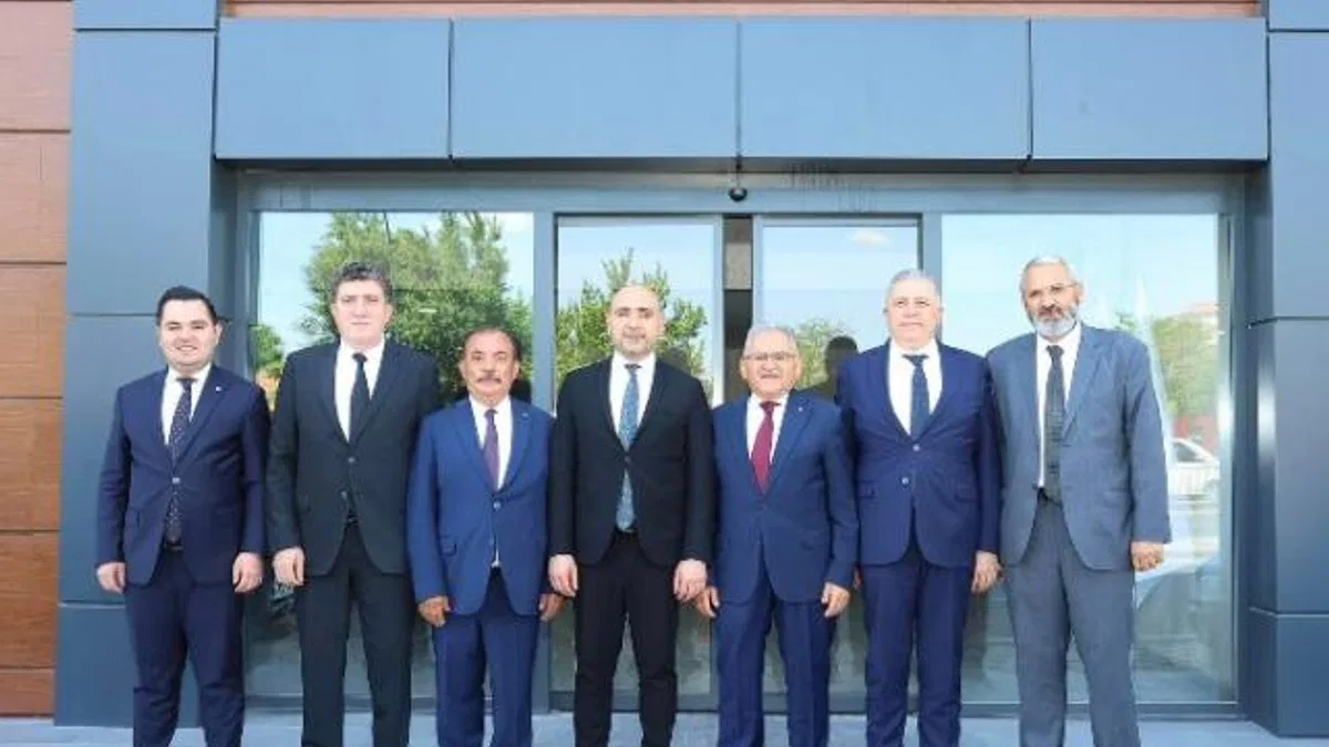 Başkan Büyükkılıç’tan iş dünyasına iade-i ziyaretler