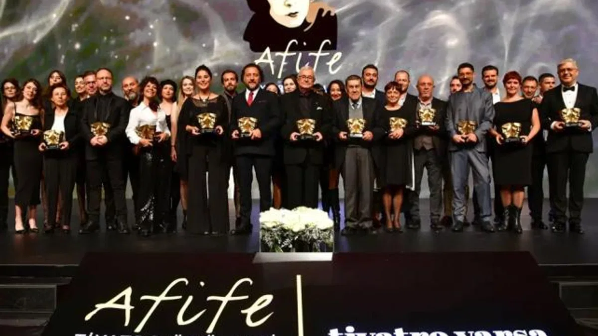 Kocaeli Şehir Tiyatrosu 27 yaşında