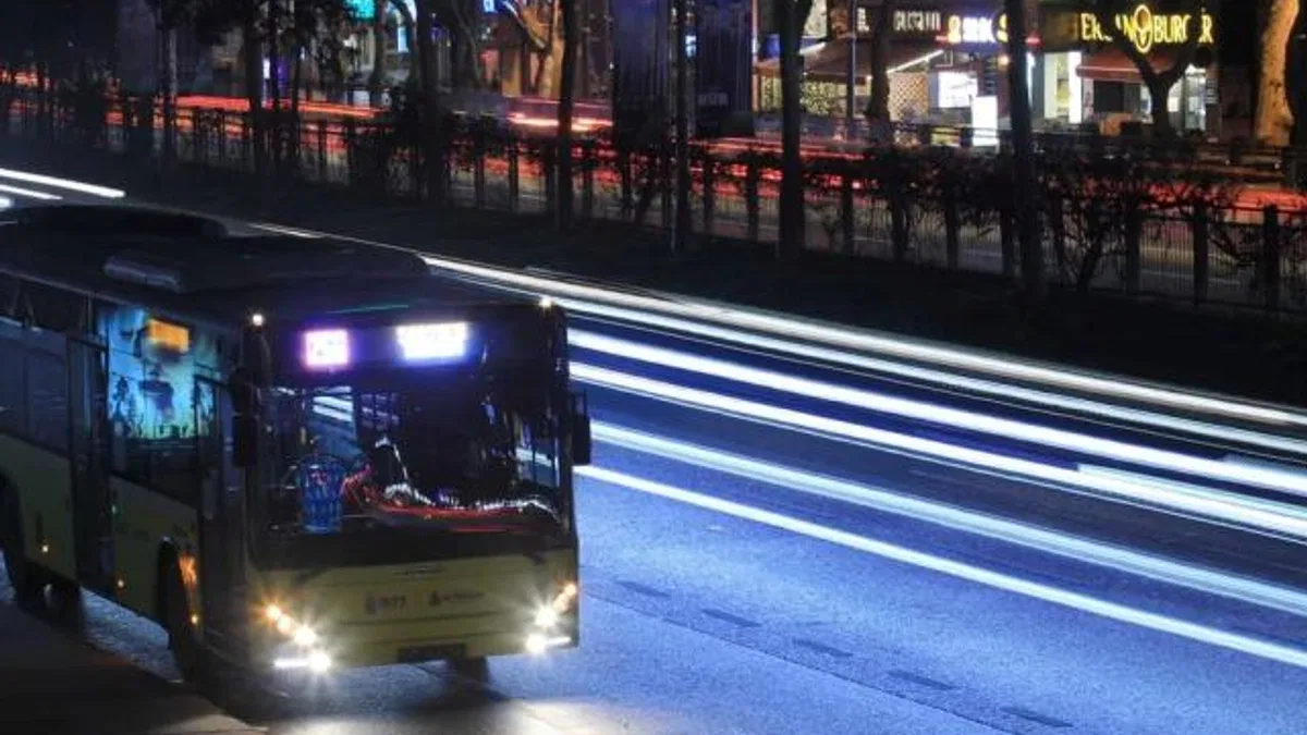 İETT’den gece sefelerine sabaha kadar devam