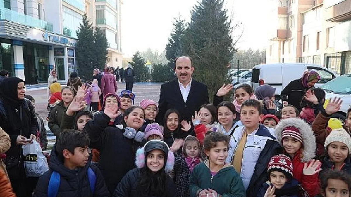 Başkan Altay Çocukların Şivlilik Coşkusuna Ortak Oldu