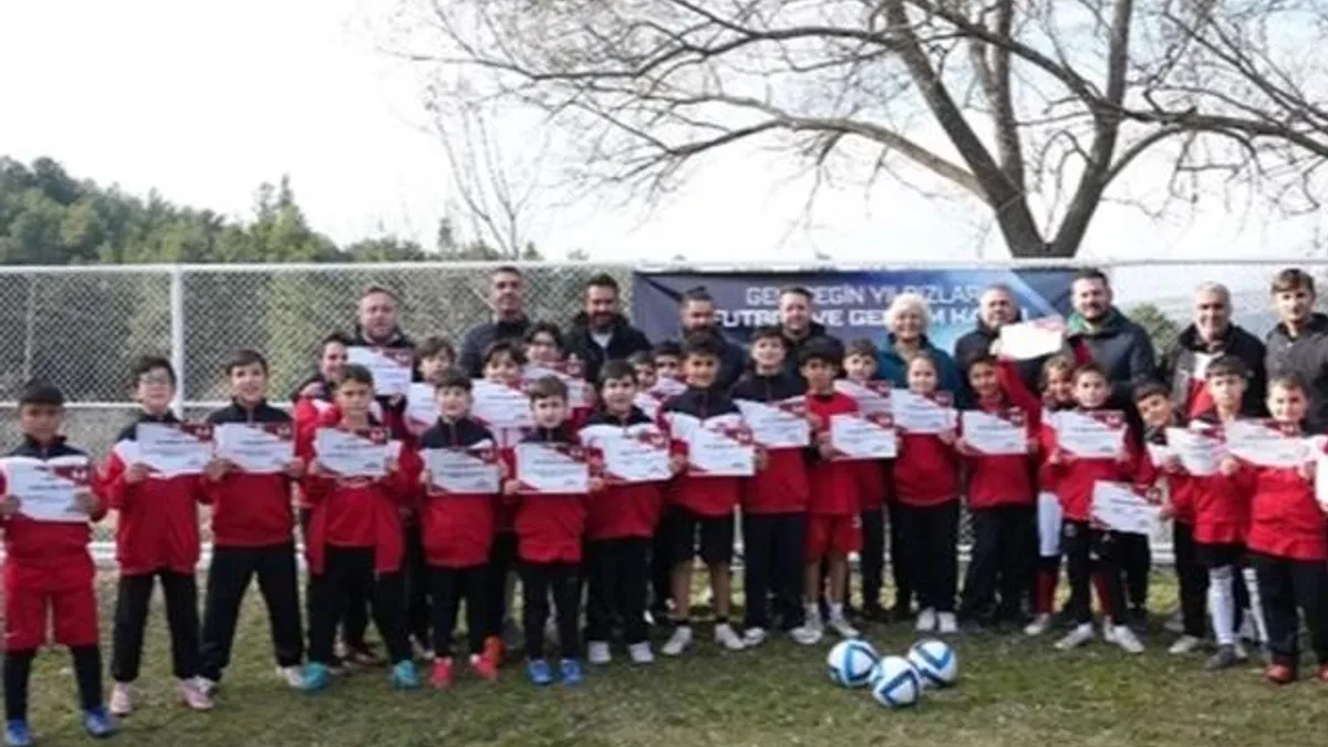 Denizli’de geleceğin yıldızları futbol kampında buluştu