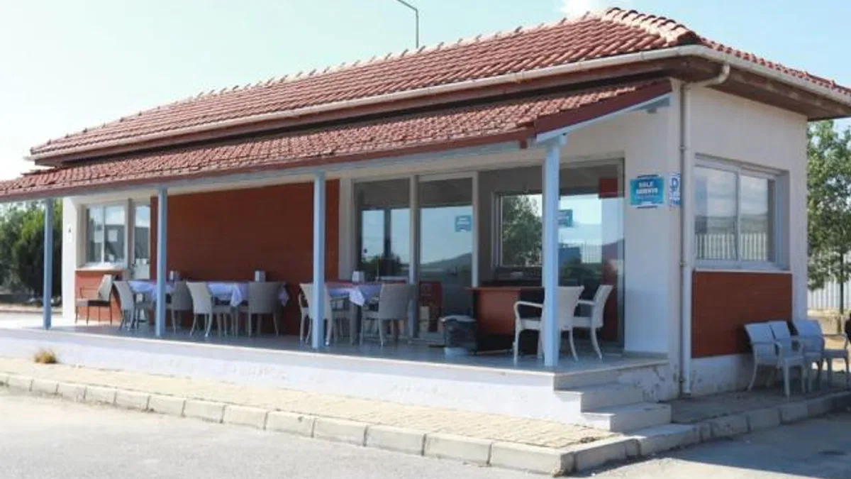 İzmir Selçuk’ta Deppo Efes’in yeni kantini hizmette
