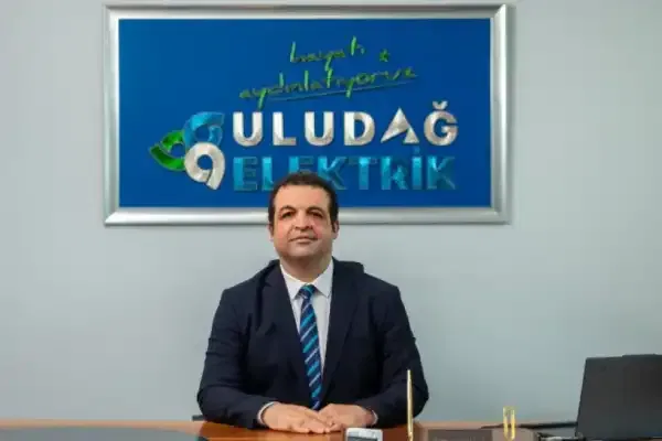 Elektrik faturaları pembe renkle kanser farkındalığı yarattı